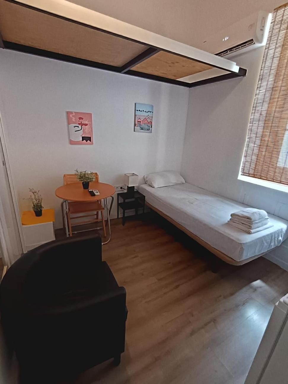Alanta Apartments Мадрид Экстерьер фото