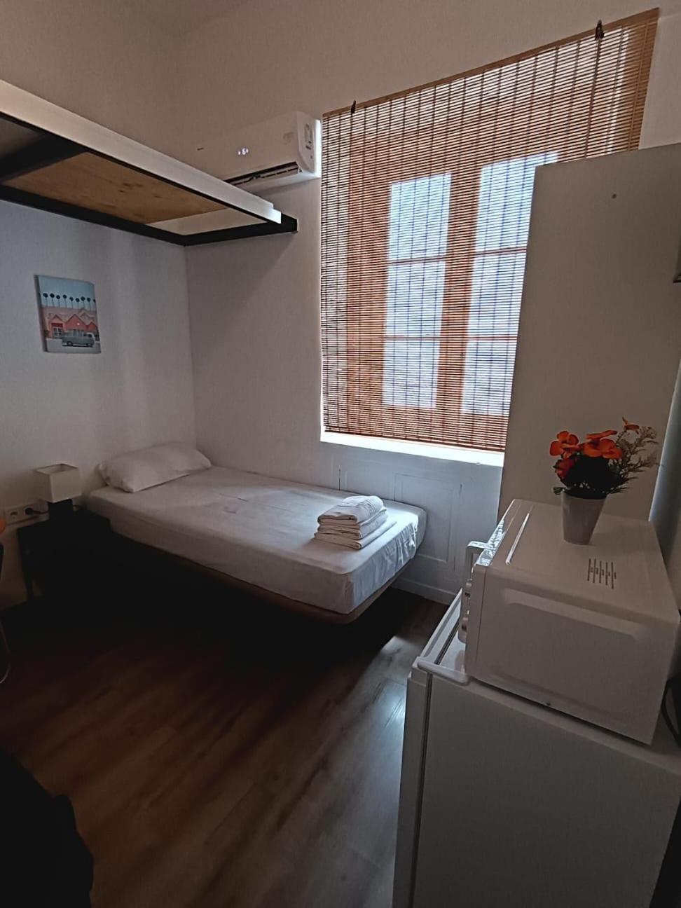 Alanta Apartments Мадрид Экстерьер фото
